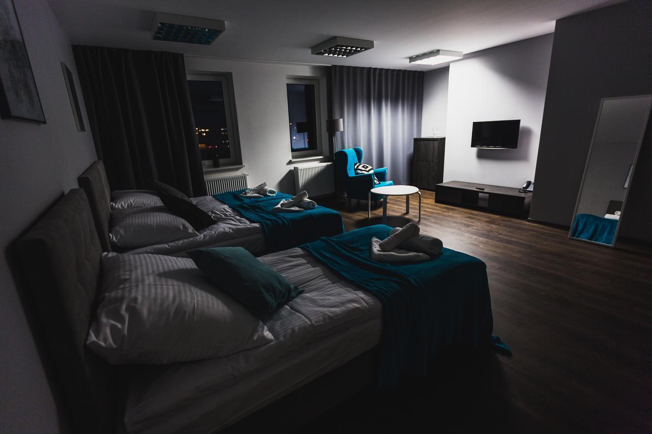 Czarno Na Bialym Hotel Krakow Ngoại thất bức ảnh