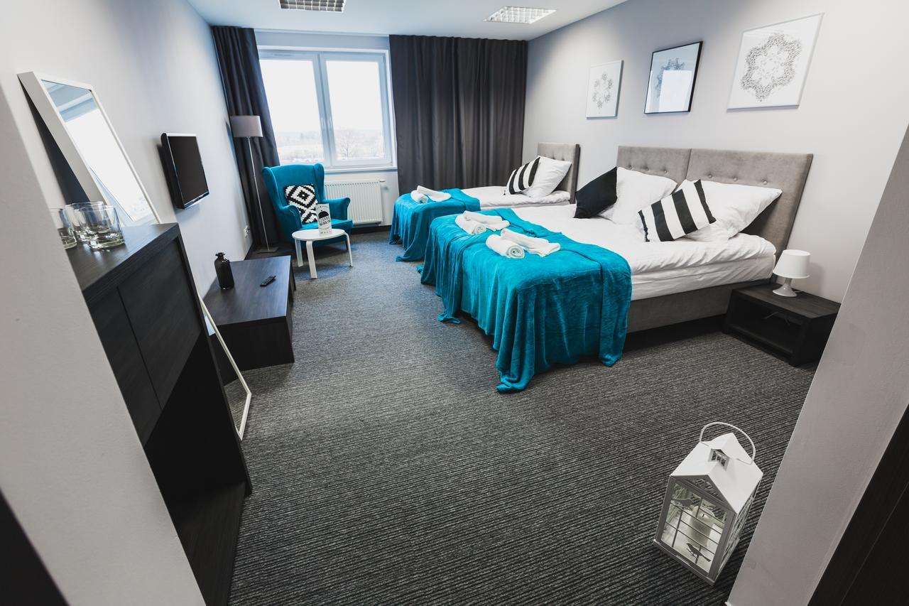 Czarno Na Bialym Hotel Krakow Ngoại thất bức ảnh