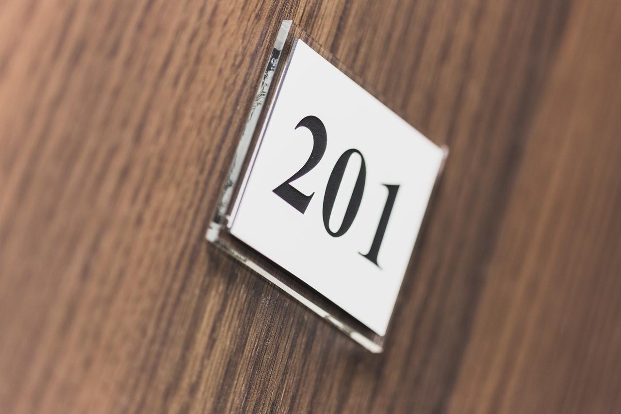 Czarno Na Bialym Hotel Krakow Ngoại thất bức ảnh