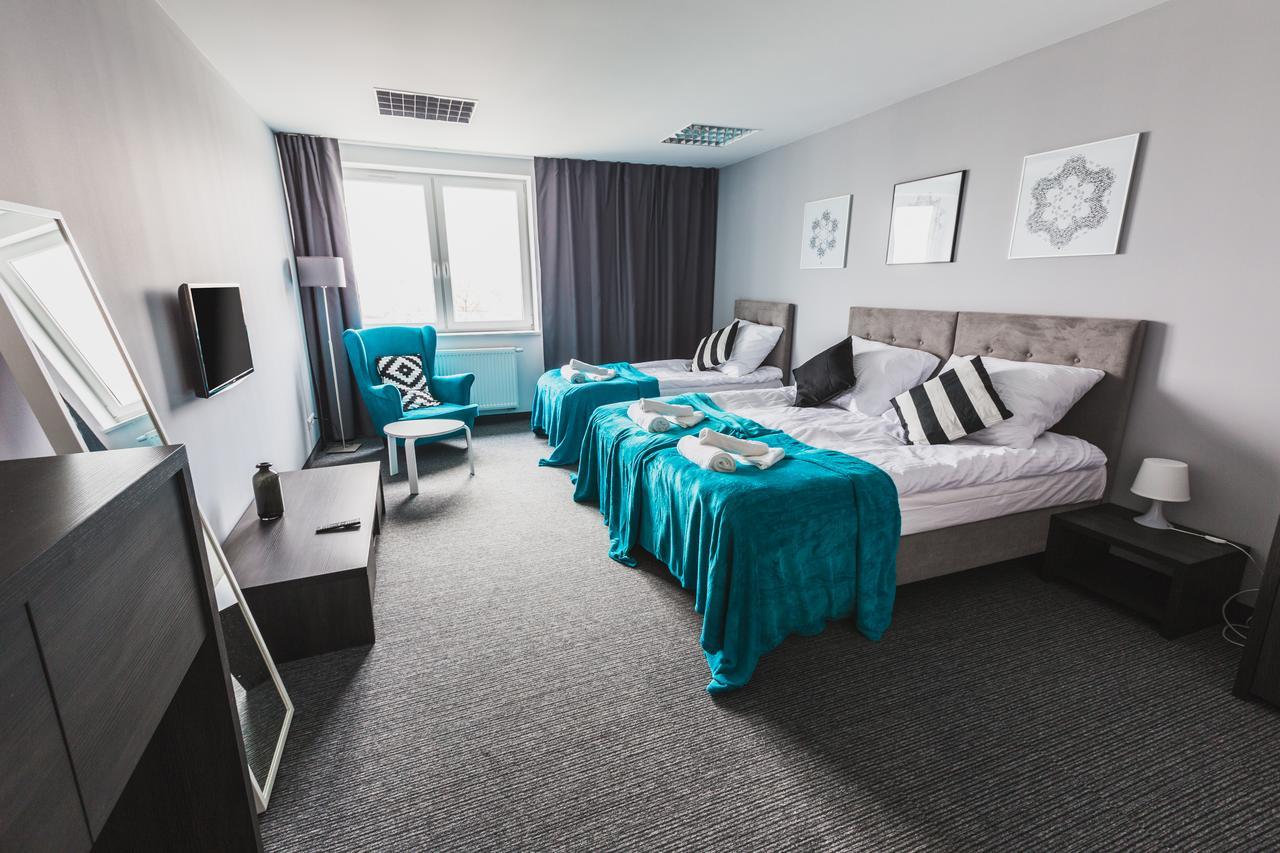 Czarno Na Bialym Hotel Krakow Ngoại thất bức ảnh
