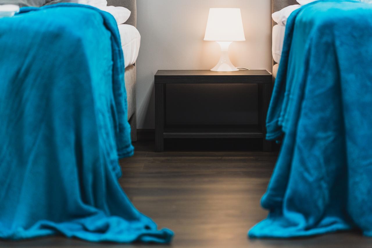 Czarno Na Bialym Hotel Krakow Ngoại thất bức ảnh